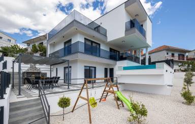 House Air conditioning Vrsine