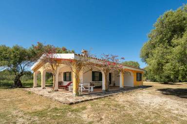 Villa con terrazza, giardino e barbecue