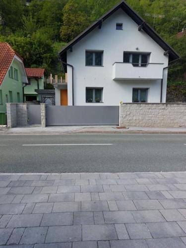 Apartma Jesenice
