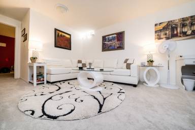 Apartment Hutchinson