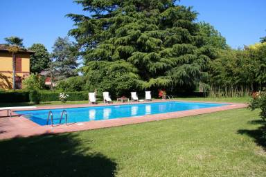 Ferienhaus mit Pool, Grill und Garten | Naturblick