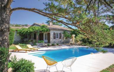 Provence Ferienhaus mit Pool für 5 Gäste mit Hund in Fayence