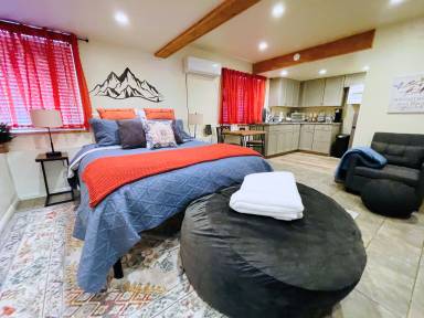 Apartment  Wrightwood