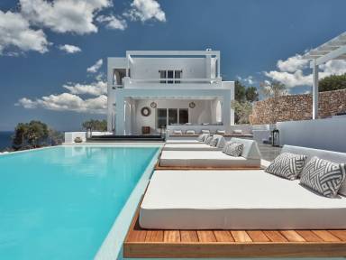 Villa Kitchen Volimes
