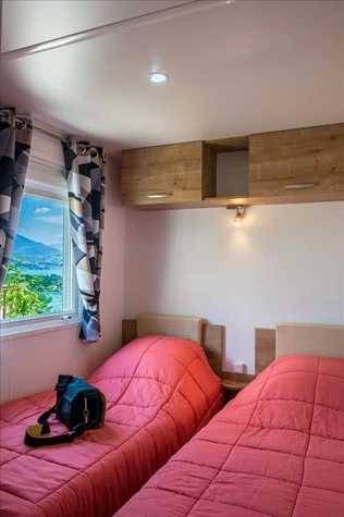 Family-friendly camping suite with patio, pool & garden | Pets allowed — photo 4
