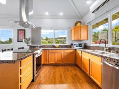 Central Oceanview Modern Cozy 3 Bed House