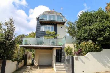 House  Bournemouth
