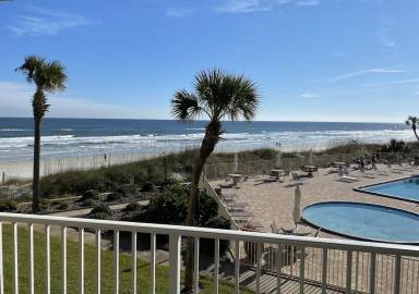 Condo Crescent Beach
