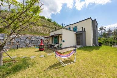 120 m² House