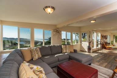 House  Westhaven-Moonstone