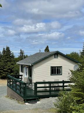 Cottage Cape Broyle