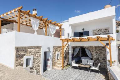 House Agia Paraskevi