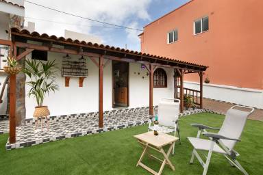 Canarisch genieten in een vakantiehuisje in San Juan de la Rambla - HomeToGo