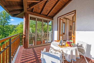 140 qm Ferienhaus für 6 Gäste mit Hund in Ghiffa, Lago Maggiore