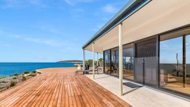 House Emu Bay