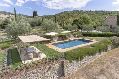 Villa mit Grill, privatem Pool und Terrasse