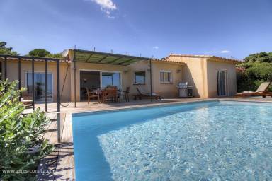 Fantastico gîte totalmente attrezzato con piscina privata, giardino e barbecue | Vista sulla montagna