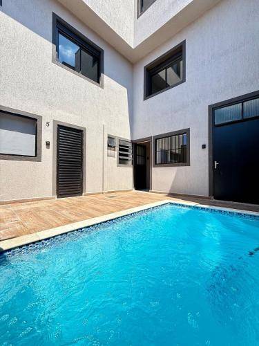 Apartment with pool — photo 2