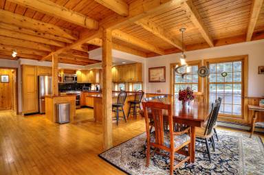 House  Rangeley