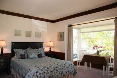 Bed and breakfast  Ojai