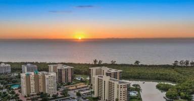 Condo  North Naples