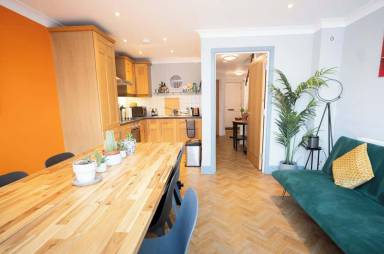93 m² House