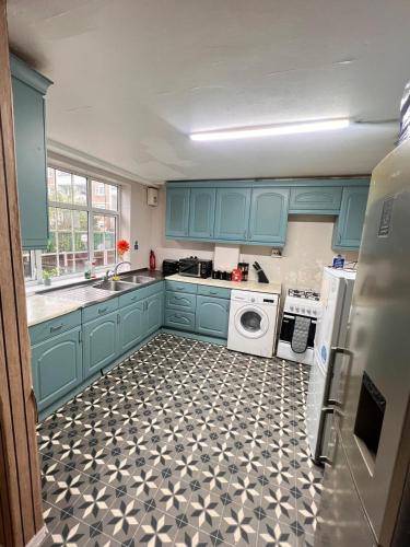 Bed & Breakfast London