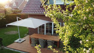 Gemütliches Ferienhaus in Haffkrug mit Terrasse und Garten
