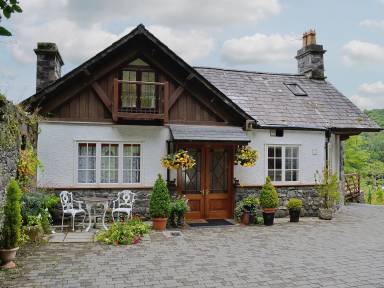 Family-oriented pleasant cottage with garden