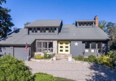 House  Greenport