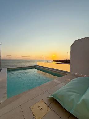 Villa con piscina privata e terrazza