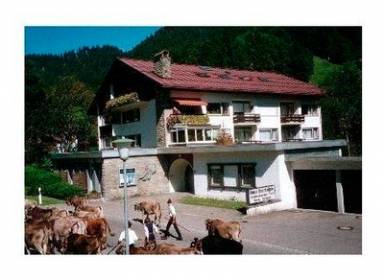 Kleine Ferienwohnung in Tiefenbach mit Sonniger Terrasse