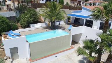 Villa Vall-llobrega