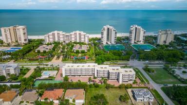 Condo  Marco Island
