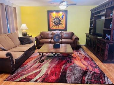 House Regency Park