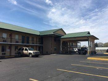 Regency Inn & Suites — photo 5