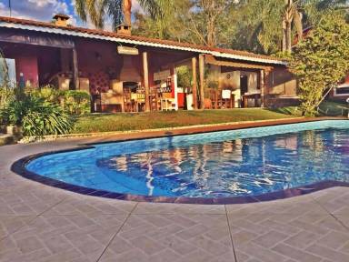 House Pool Aguassai