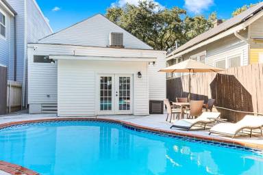 House Mid-City