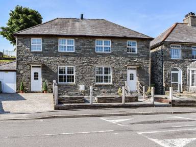 Cottage  Rhiwbryfdir