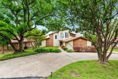 House Pet-friendly Grand Prairie