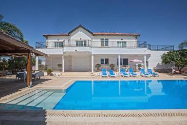 Maison de vacances 350 m²