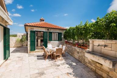 Villa Općina Sutivan