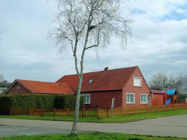 Apartment Yard Warsingsfehn