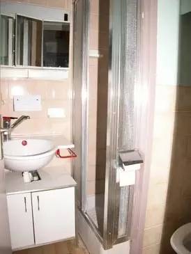 Rental apartment with 2 rooms for 6 persons — photo 5