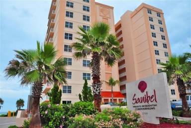 Condo  Patrick Park