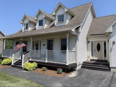 Airbnb  Bangor