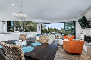 House Coronado