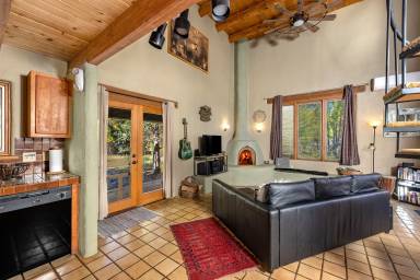 House Ranchos de Taos