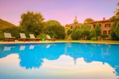 350 m² Villa