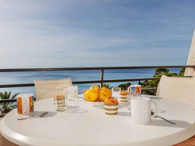 Apartamento vacacional | Vistas al mar